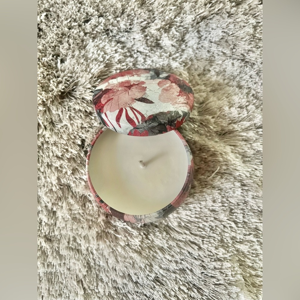 Butt Naked Candle - Floral - NWT from Candleshmandles.com